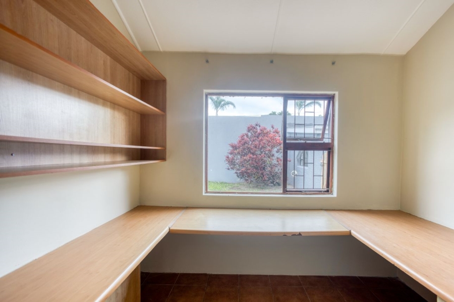 To Let 3 Bedroom Property for Rent in Vincent Eastern Cape